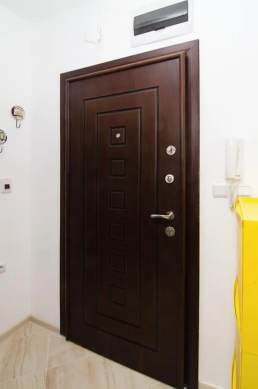 The Cozy Apartment Warna